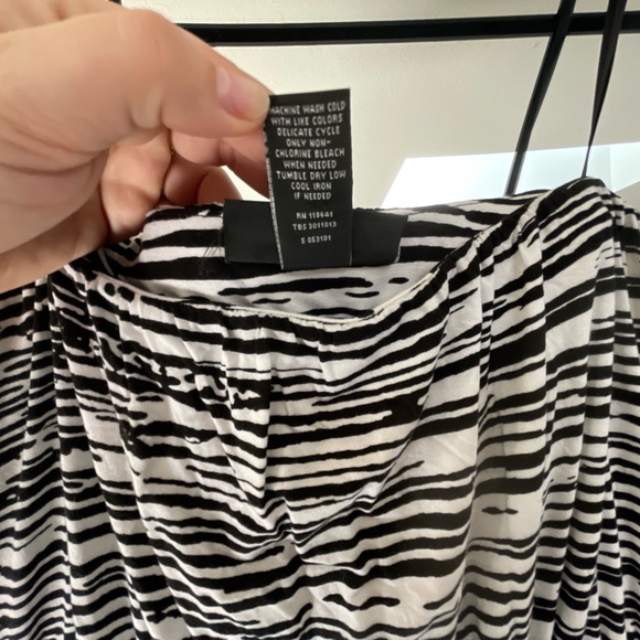 Black and white strapless dress - Picture 4 of 6